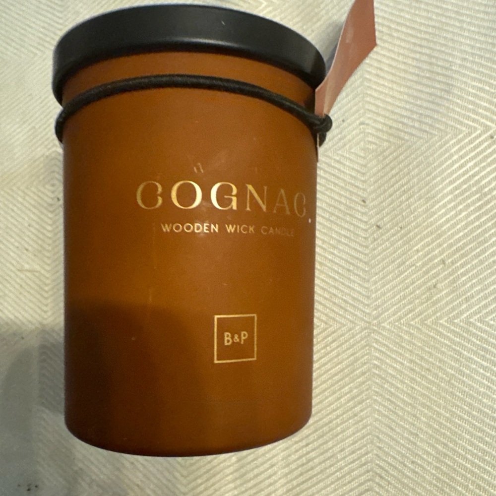 Cognac Wooden Wick Candle - Rich Brown